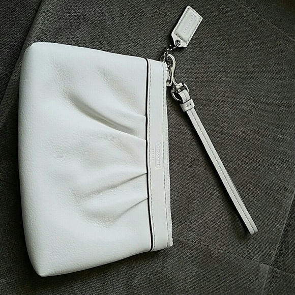 White Coach Wristlet - Picture 1 of 4