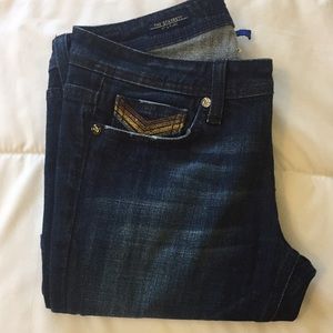 VIGOSS Studio Fit & Flare Jeans!