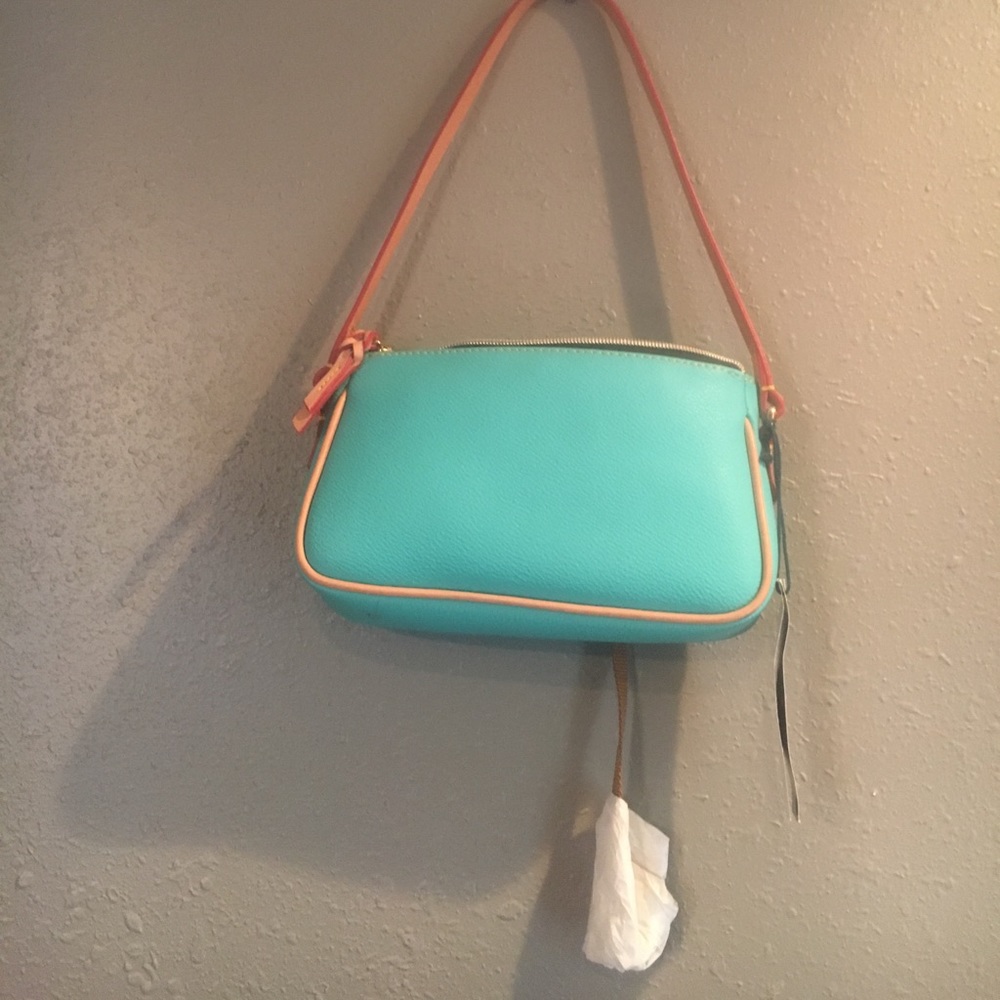 Authentic small Dooney&  Bourke. Purse - Picture 2 of 6
