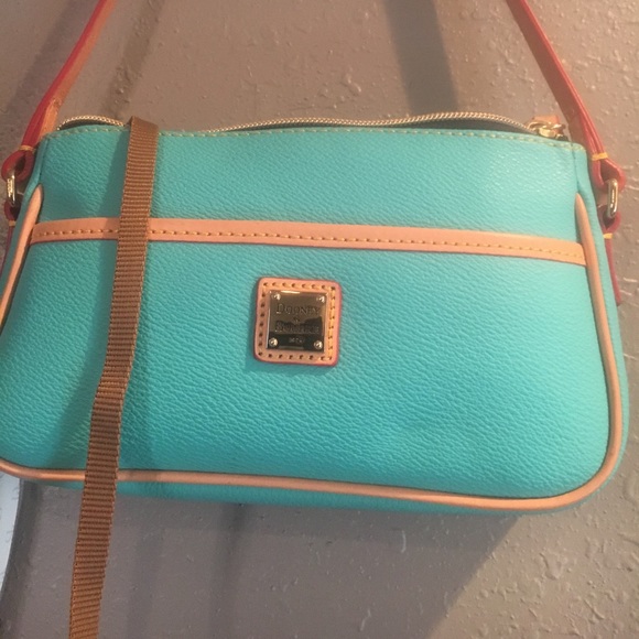 Authentic small Dooney&  Bourke. Purse - Picture 3 of 6