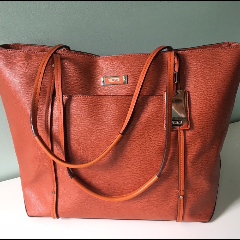 Tumi Q-tote