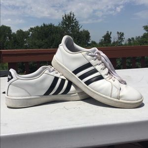 Adidas cloud foam shoes