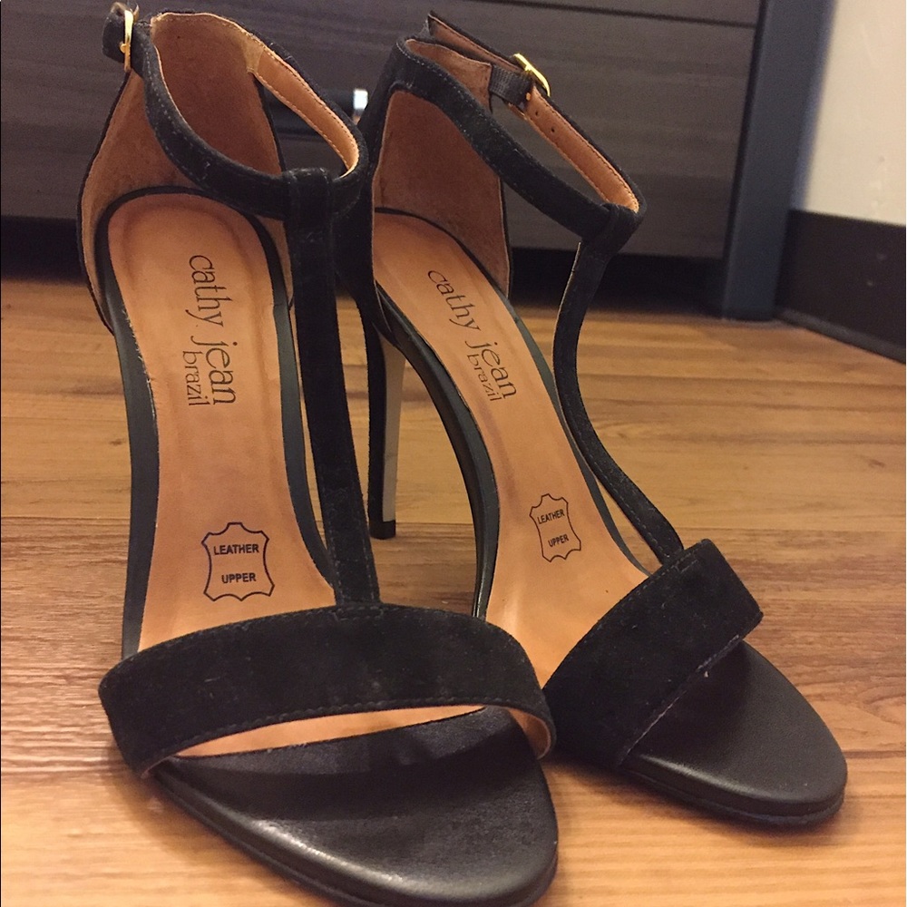T-Strap Classic Black High Heels