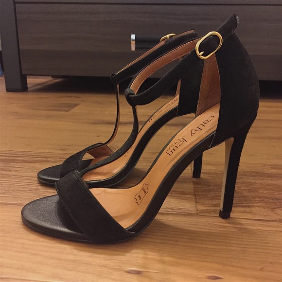 T-Strap Classic Black High Heels - Picture 2 of 5