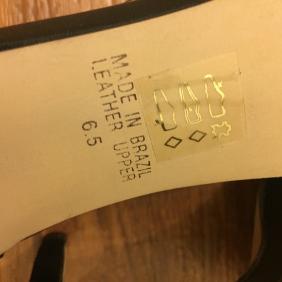 T-Strap Classic Black High Heels - Picture 5 of 5