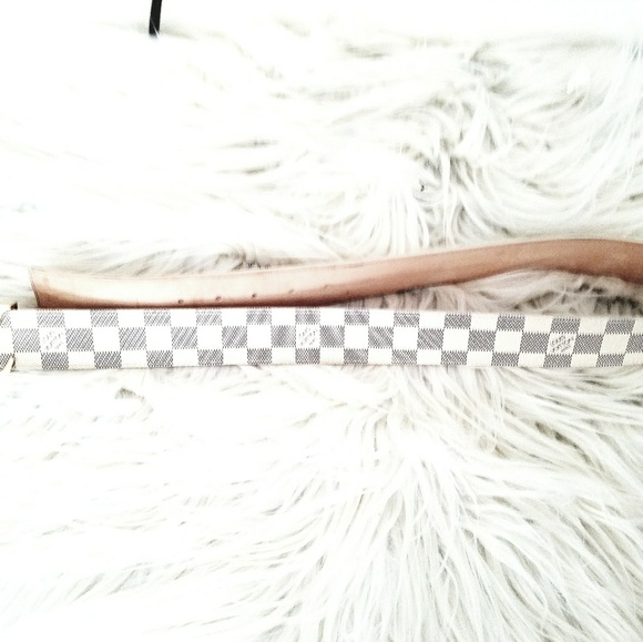 lv belt main image 5