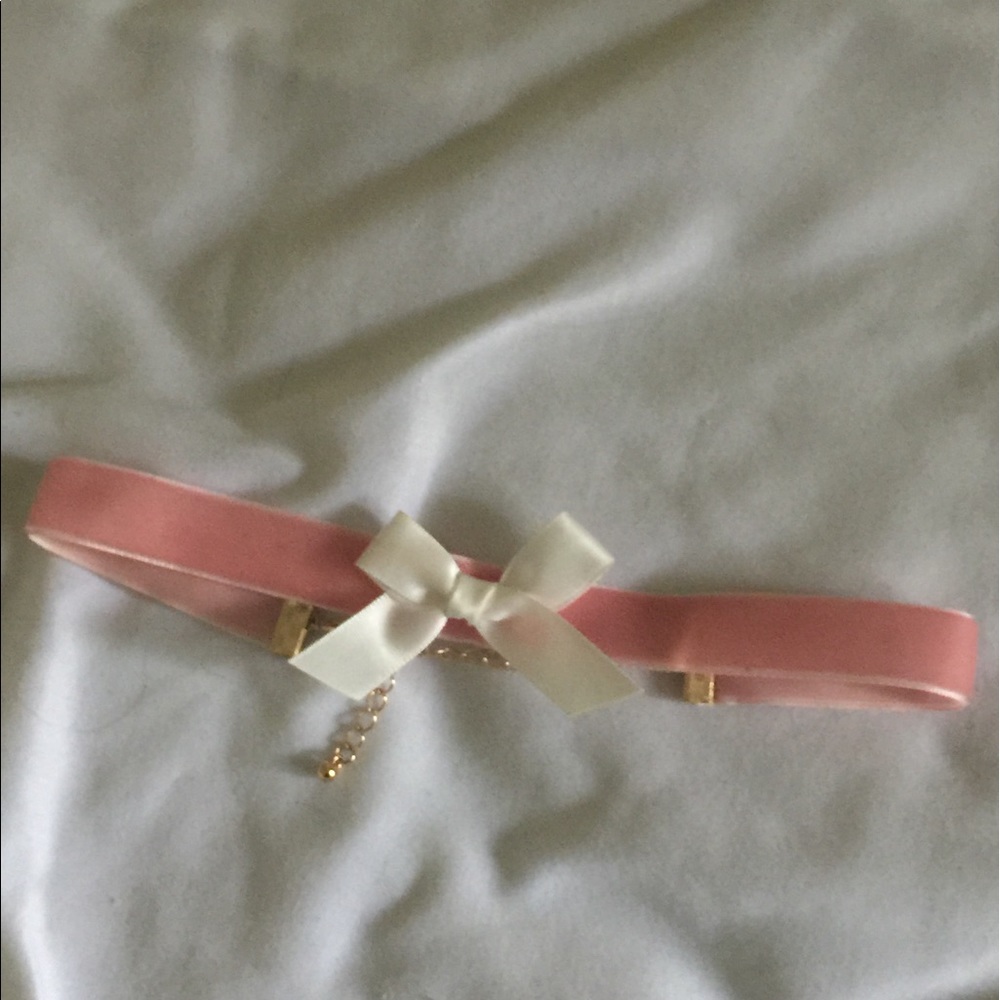 Trendy accessories bundle - Picture 3 of 4
