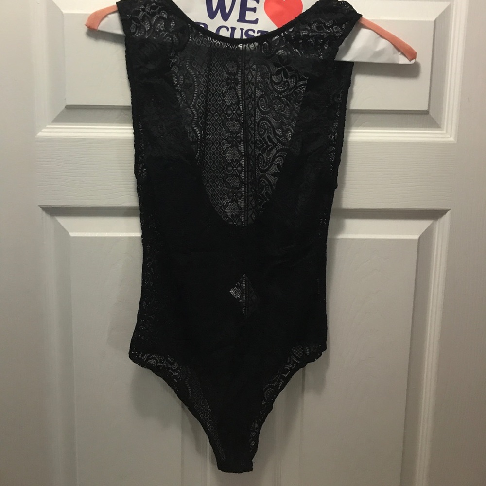 Fashion nova black lace low back bodysuit