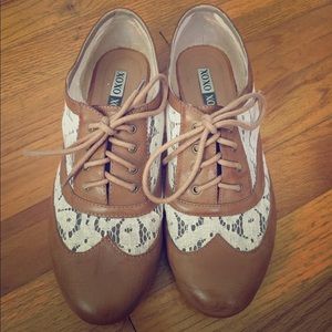 Vintage Trift Store Oxfords