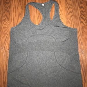 Lululemon workout tank