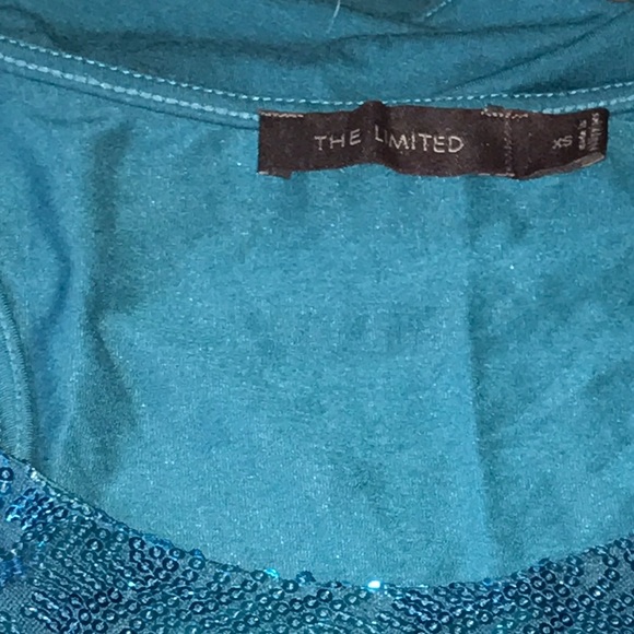 ππ₯THE LIMITED RAZOR BACK TOPππ₯ - Picture 3 of 3