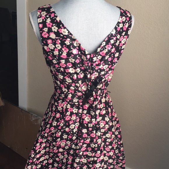 Black Floral Vintage Style Dress/ spring dress - Picture 3 of 5