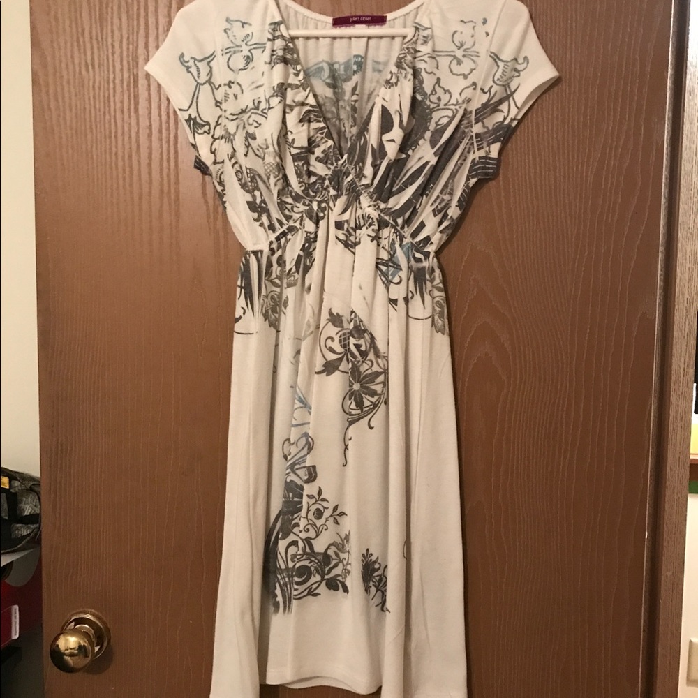 4 for $11 Dress SALE 👗