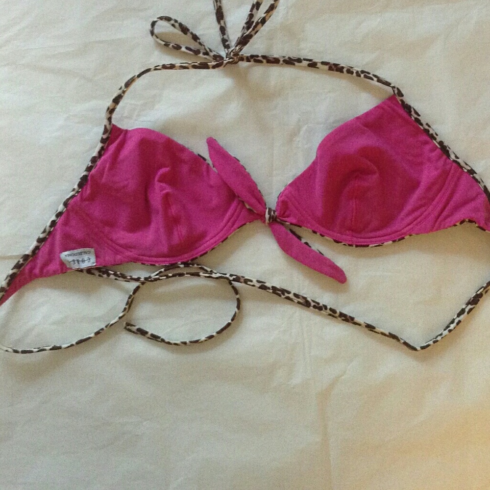 👋Closing today!!Bikini top👙 - Picture 2 of 3