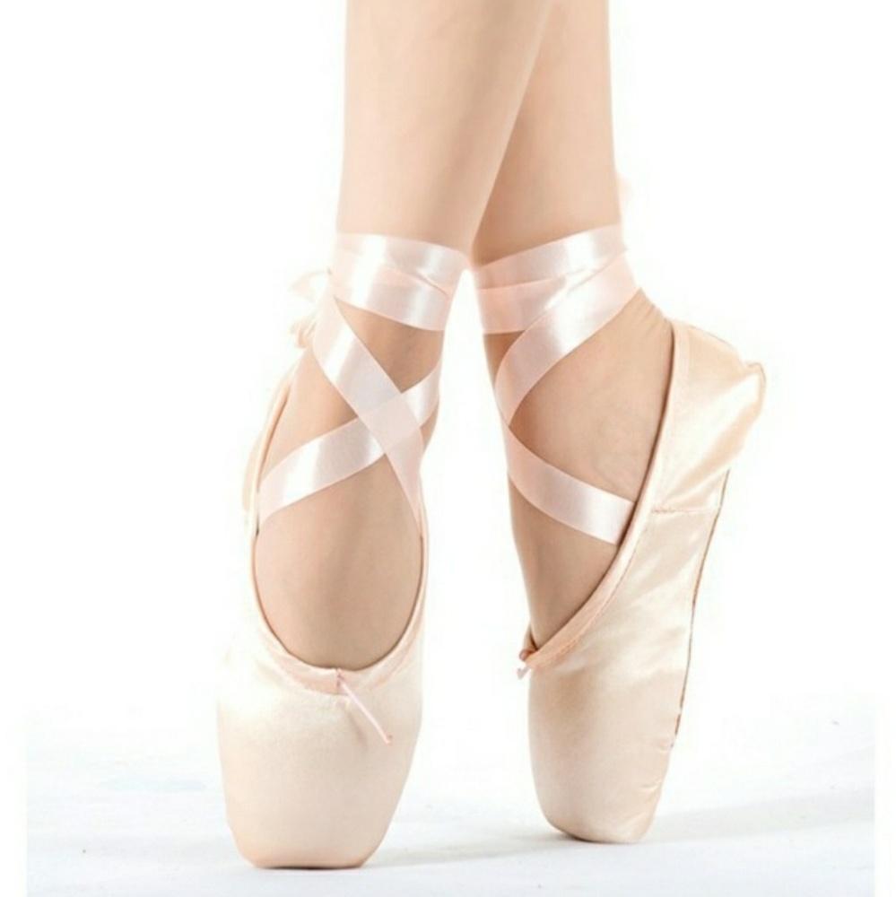 Brand New Sz 8.5 Ballet Pointe Shoes