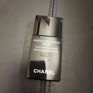 Chanel smooth-effect makeup