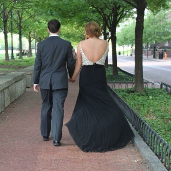 Prom dress - Picture 3 of 3