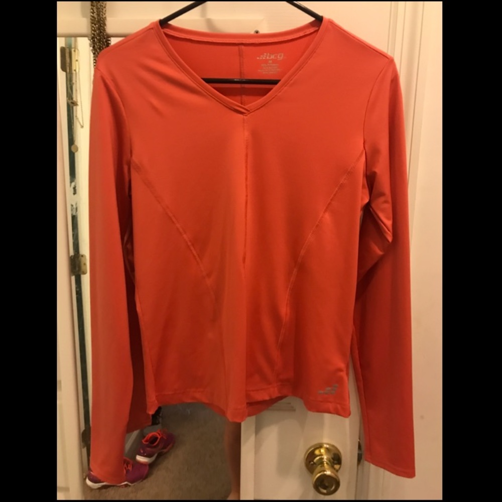 Activewear long sleeve top