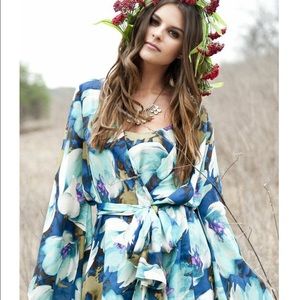 Beaux Beaux Kimono- Blue Tulip