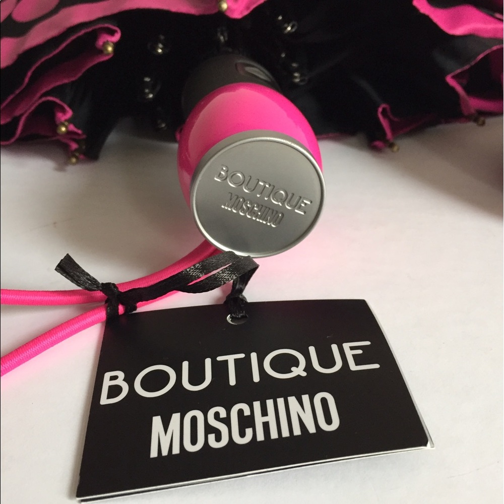 SOLD Moschino Automatic Umbrella NWT - Picture 4 of 5
