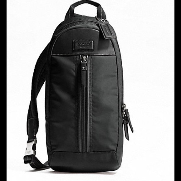 Coach Other - Coach Varick Sling Pack F70692