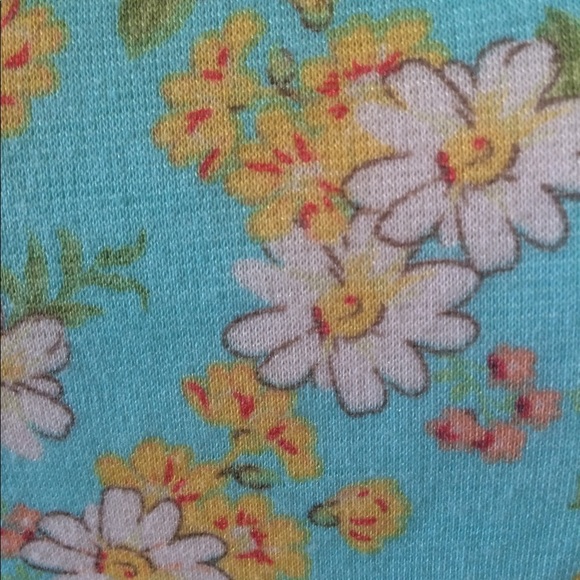 💙🌼PACSUN Floral Peplum Shirt - Picture 4 of 5