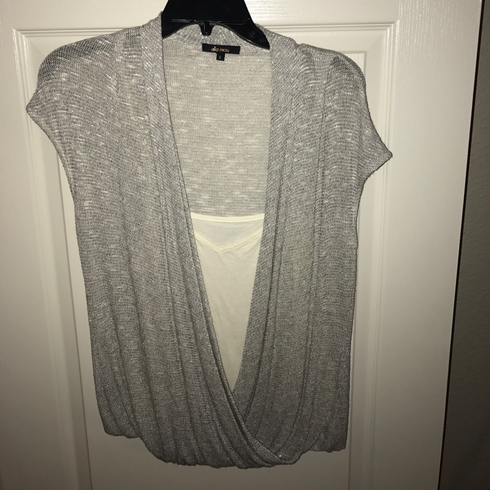 Ella Moss Silver Knit top with built in tank, Lrg