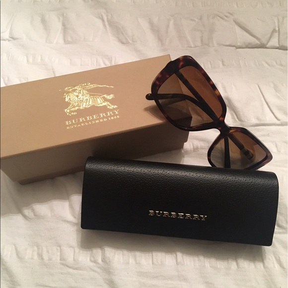 Burberry Accessories - New Burberry Sunglasses