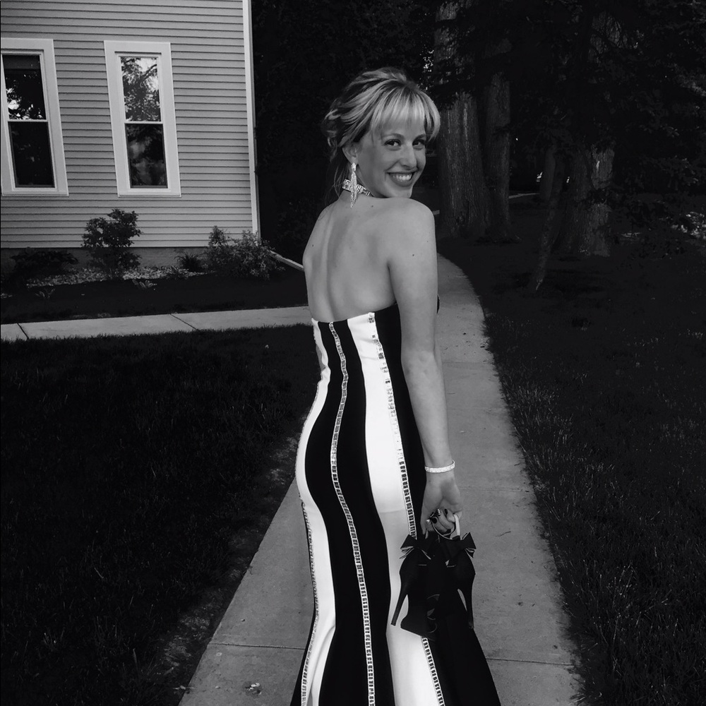 Meet your Posher, Raina