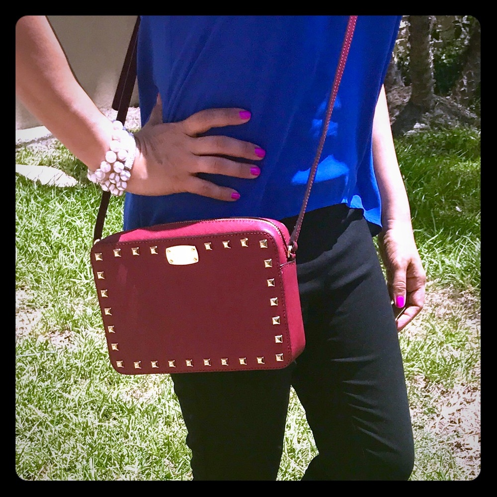 SOLD!!! Michael Kors Crossbody