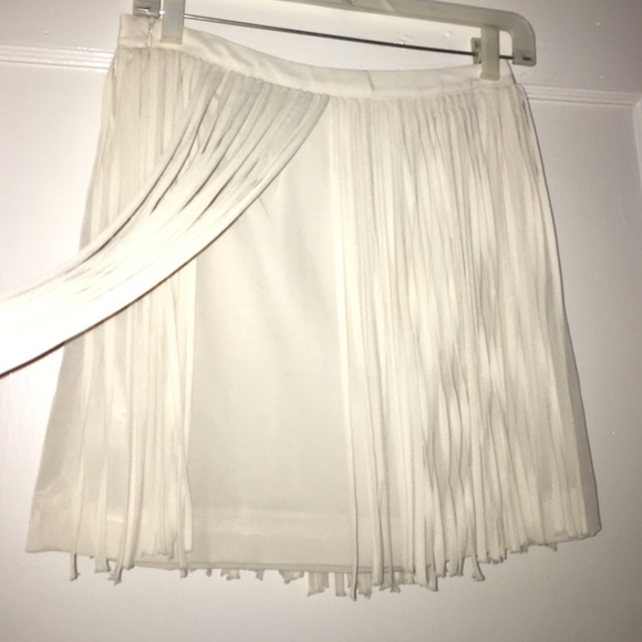 Tassel skirt - Picture 2 of 2