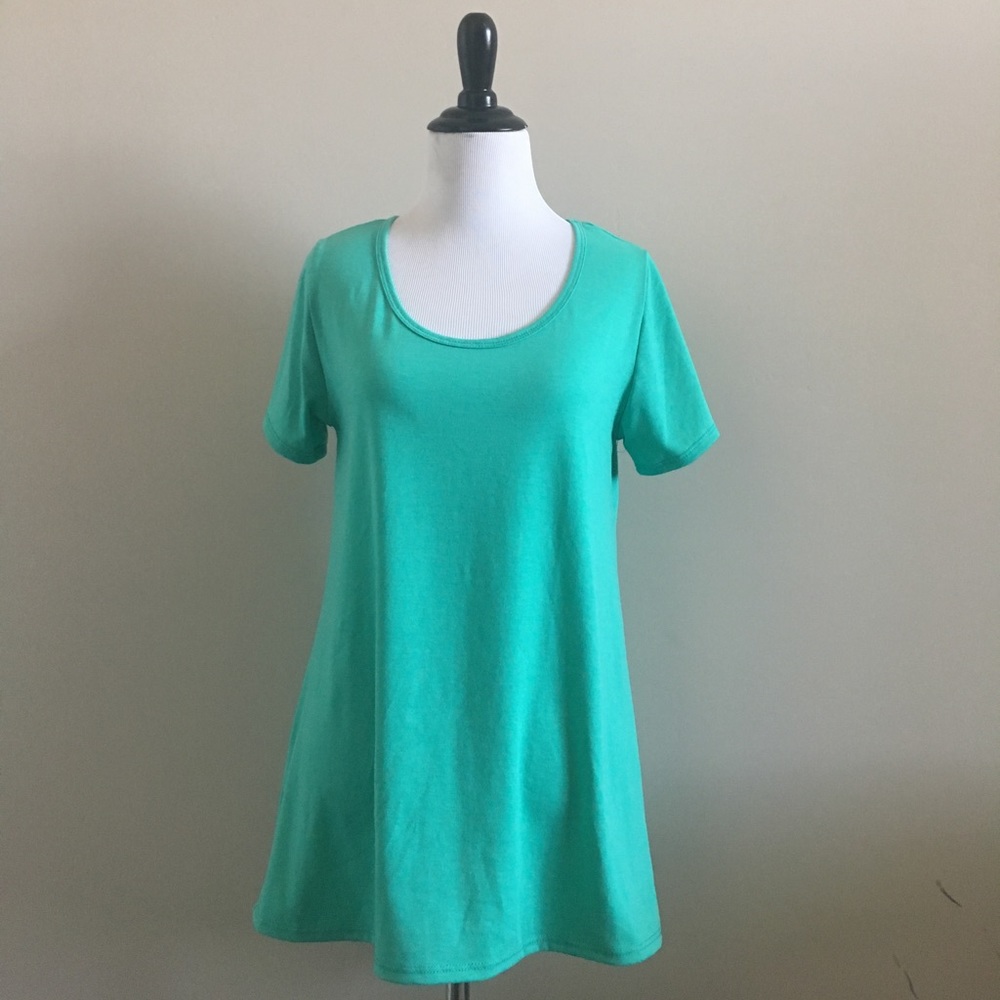 LuLaRoe Classic Tee