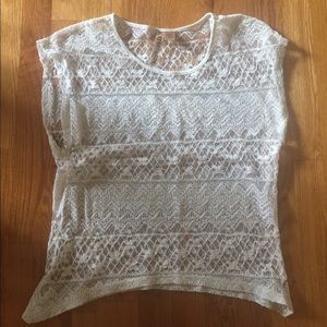 Lacey off-white short sleeve shirt