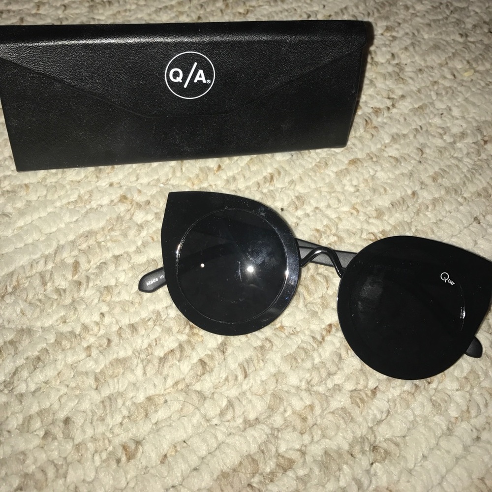 Quay black Cat eye sunglasses