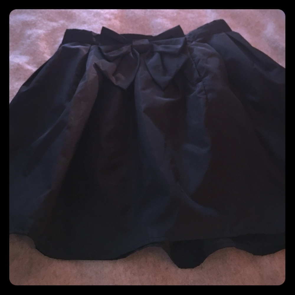 Little girl black taffeta skirt