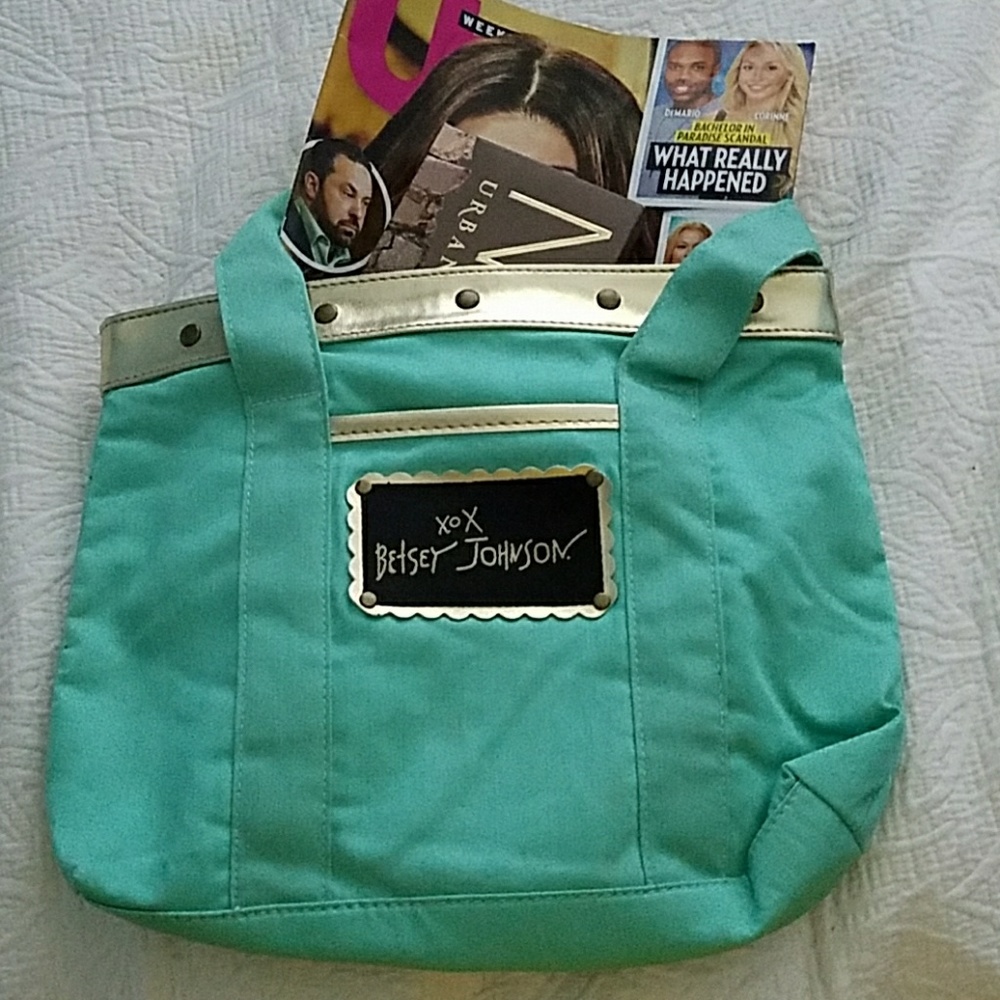 NWT LIMITED EDITION Betsy Johnson Satchel