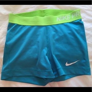 Women's S Nike pros