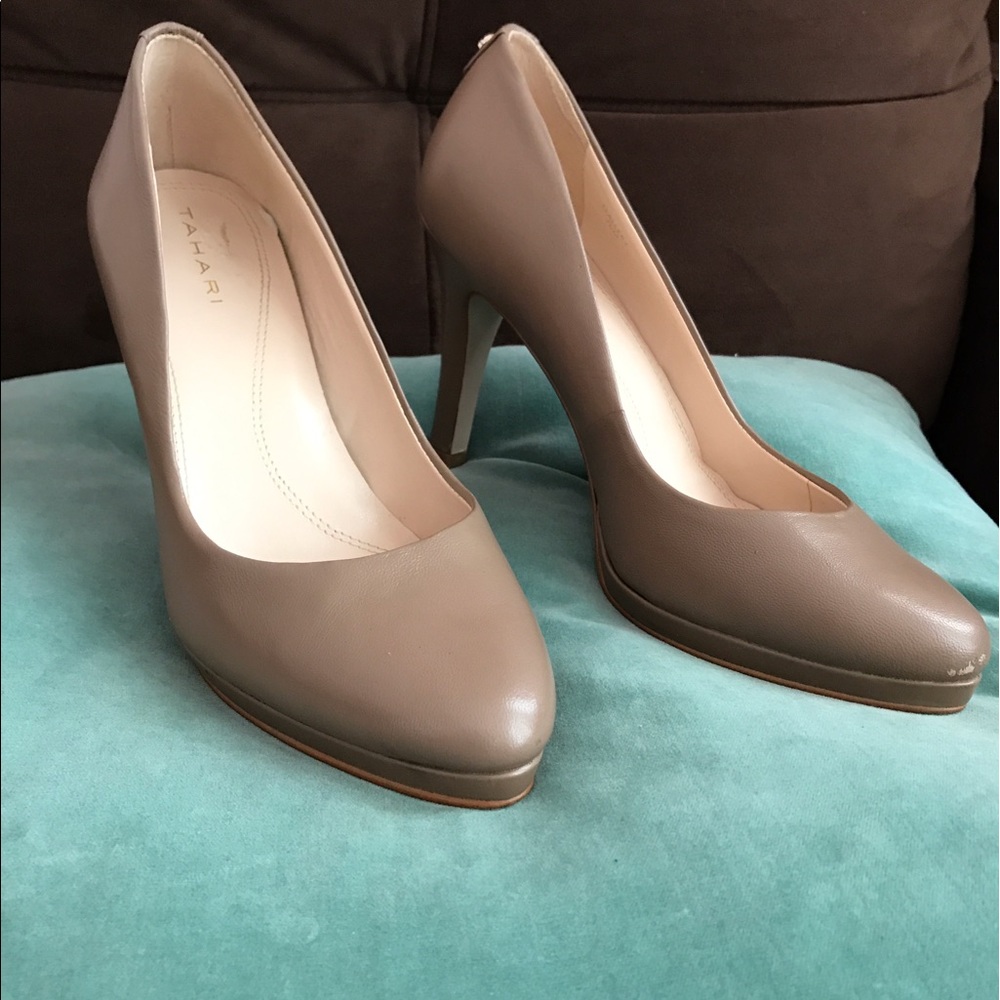 Tahari heels
