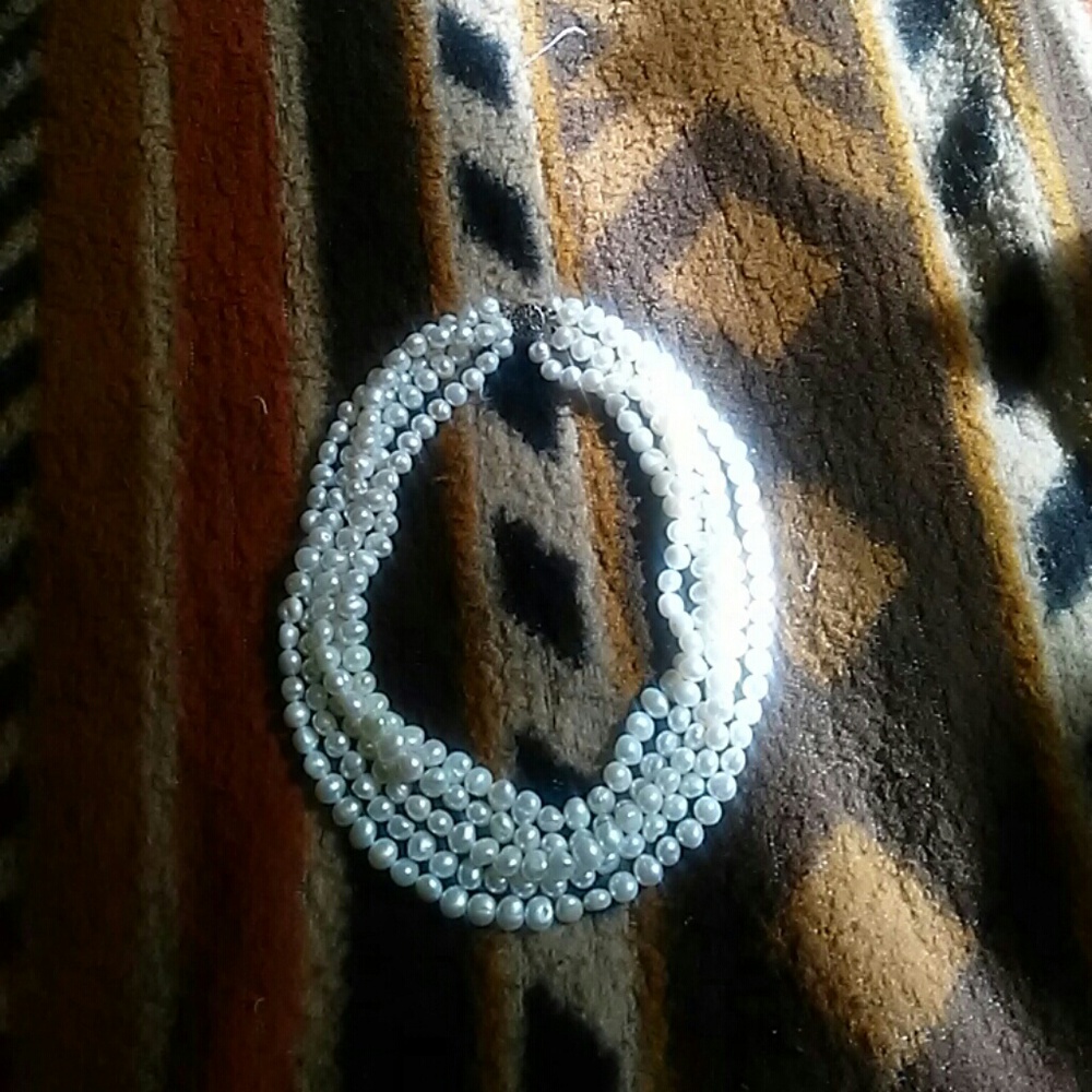 Vintage pearl necklace