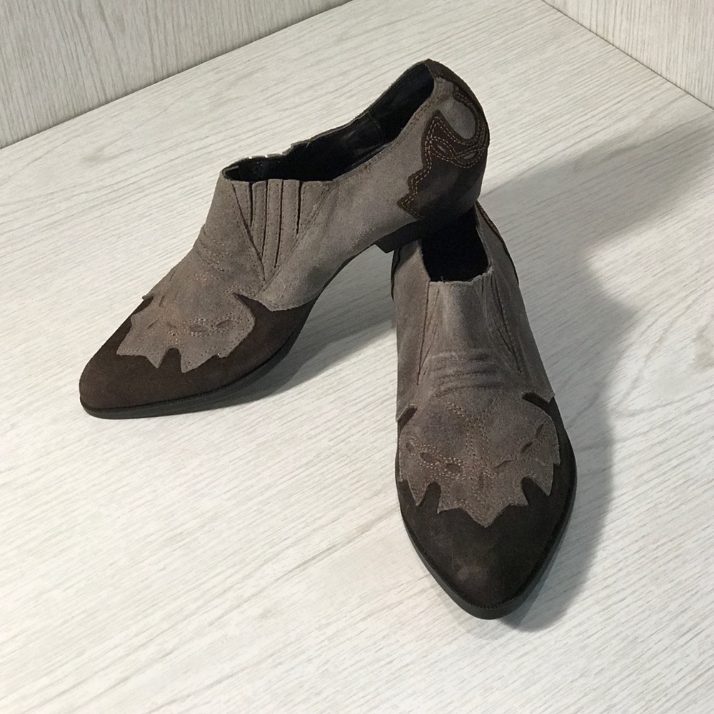 DOLCE VITA Grey/Brown Suede Booties Sz 8