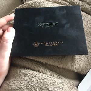 ABH powder contour kit