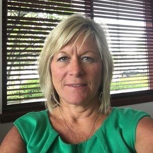 Meet your Posher, Pam