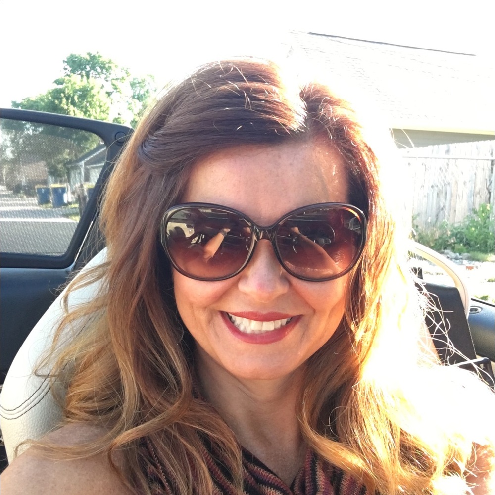 Meet your Posher, Sherri