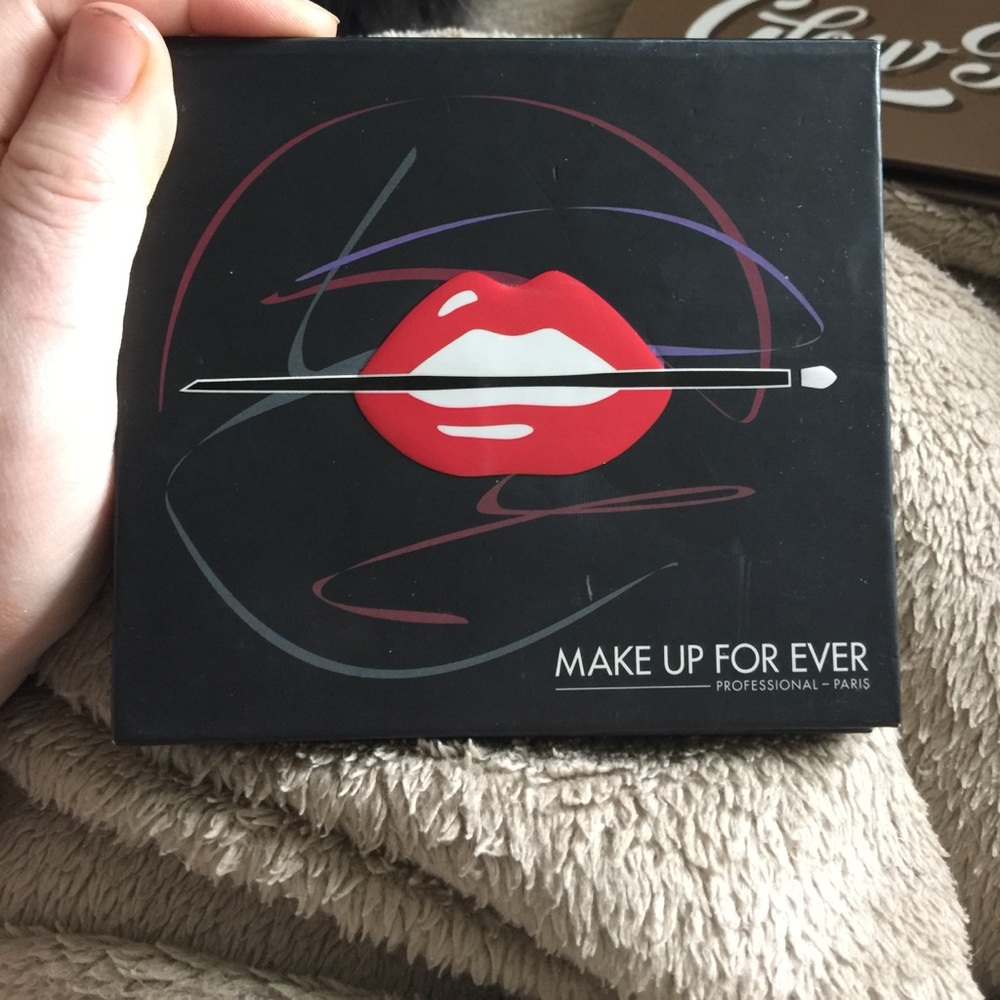 Makeup forever eyeshadow palette