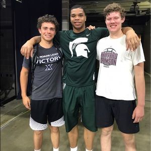 Meet your Posher, Nicholas