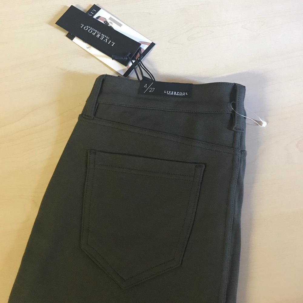 Liverpool leggings, army green, size 4/27 NWT