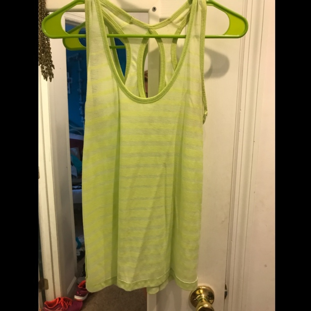 Workout tank top