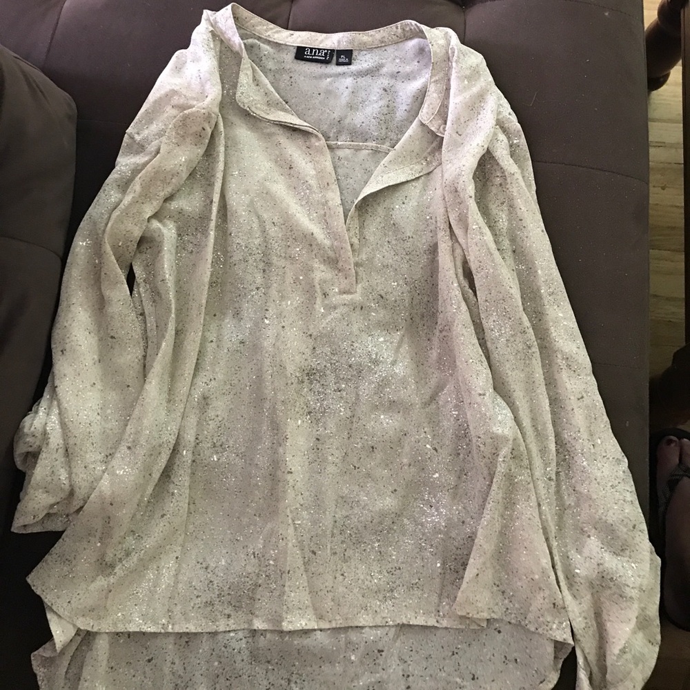 Petite large blouse- brand new