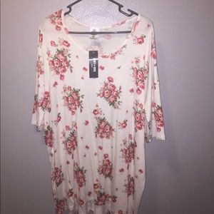 Agnes & Dora high low large cream with pink roses.