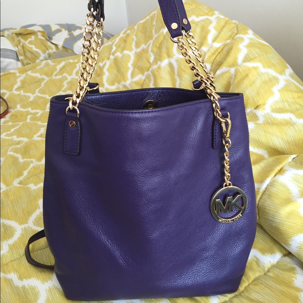 MK crossbody/shoulder bag